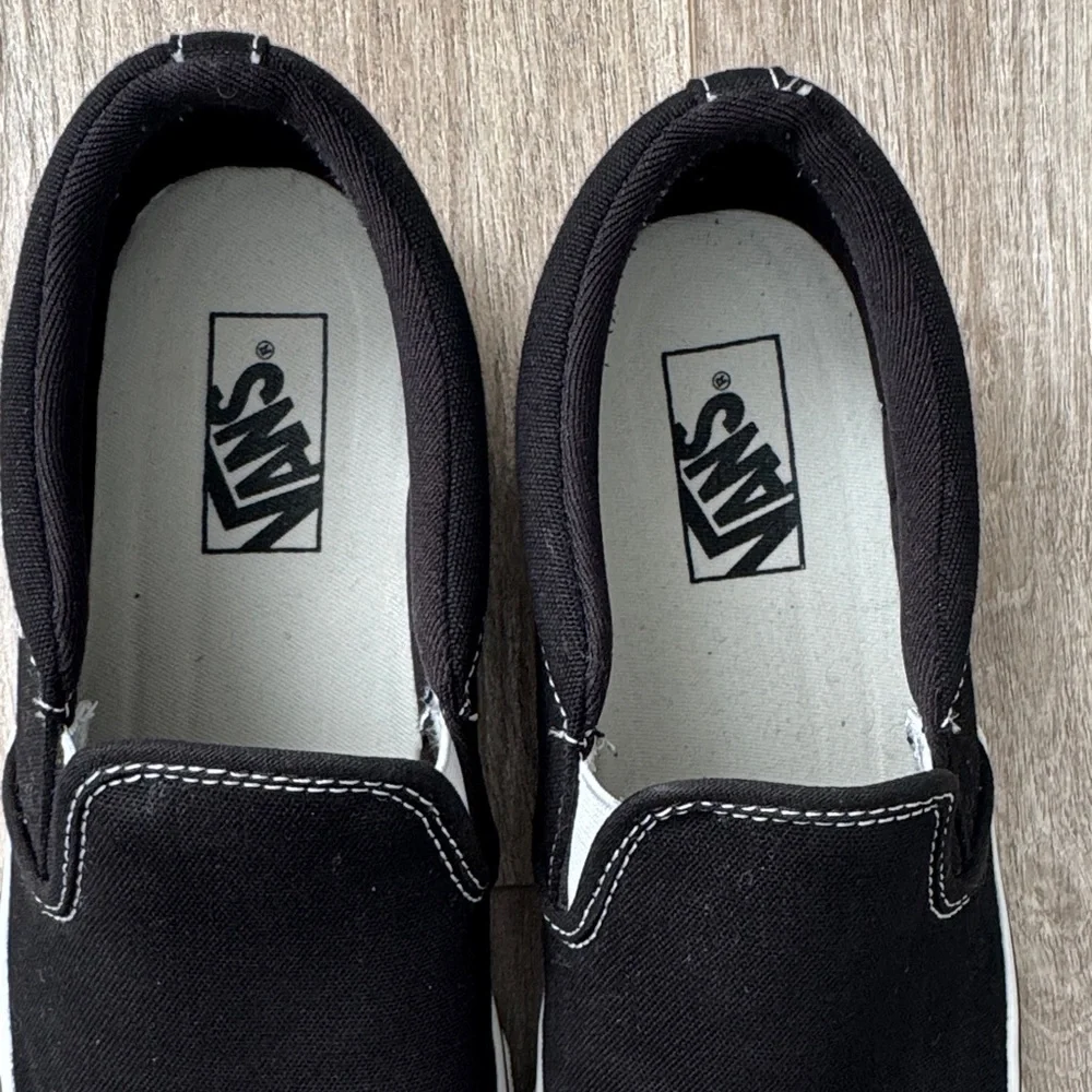 Vans Men's Black and White Asher Slip-On Shoes Size 8.5